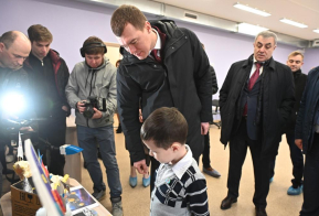 Михаил Дегтярев открыл новый детский сад в селе Мирное