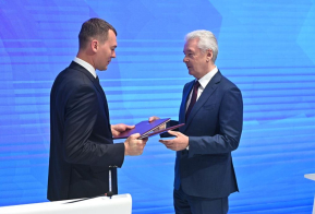 Соглашение о сотрудничестве между Хабаровским краем и Москвой подписали Михаил Дегтярев и Сергей Собянин