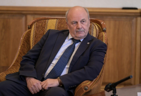 Михаил Дегтярев обсудил развитие литературы в крае с членами Союза писателей России Николаем Ивановым и Михаилом Щукиным