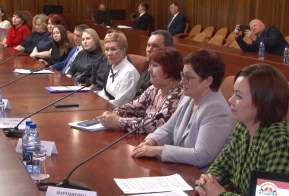 Лучших представителей социально-ответственного бизнеса региона наградили в правительстве края