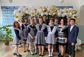 Последние звонки зазвенели в школах Хабаровского края