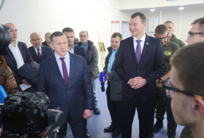 Юрий Трутнев и Михаил Дегтярев поздравили первый поток курсантов Хабаровского реготделения центра «ВОИН» с окончанием обучения