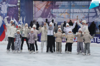 Самый большой на Дальнем Востоке Семейный каток открылся на набережной Хабаровска