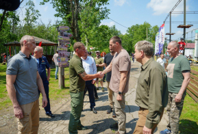Дмитрий Демешин принял участие в открытии военно-патриотического фестиваля 