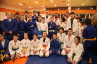 Олимпийские чемпионы провели мастер-классы для юных спортсменов в Хабаровске