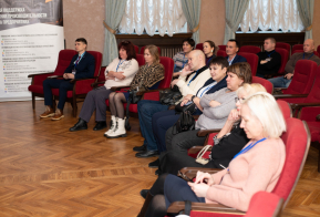Как замотивировать персонал и повысить производительность труда, поделились с коллегами участники нацпроекта 