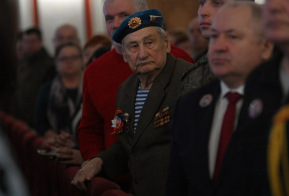 Губернатор Хабаровского края принял участие в торжественных мероприятиях, посвященных всенародному празднику – Дню защитника Отечества