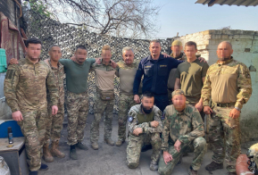 Дмитрий Демешин передал очередную партию техники и оборудования бойцам