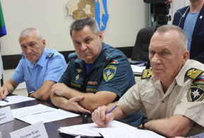 Вопросы обеспечения безопасности граждан на воде обсудили в правительстве края