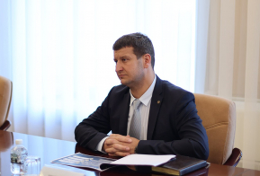 Дмитрий Демешин провел встречу с участником программы 