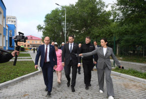 Дмитрий Демешин поручил ускорить срок запуска нового детского сада в Комсомольске-на-Амуре
