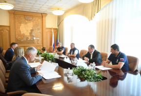 Глава региона провел рабочую встречу с руководителем ФГКУ 
