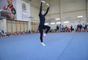 Олимпийская чемпионка по спортивной гимнастике провела мастер-класс в Хабаровске