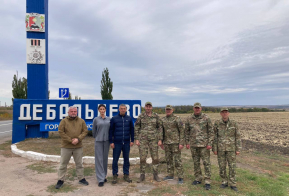 Рабочая поездка губернатора Дмитрия Демешина в город Де...