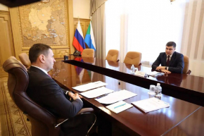 Рабочая встреча губернатора Дмитрия Демешина и начальника Дальневосточной железной дороги – филиала ОАО 