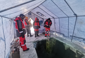 Тренировочные сборы водолазов-спасателей проходят под Хабаровском 